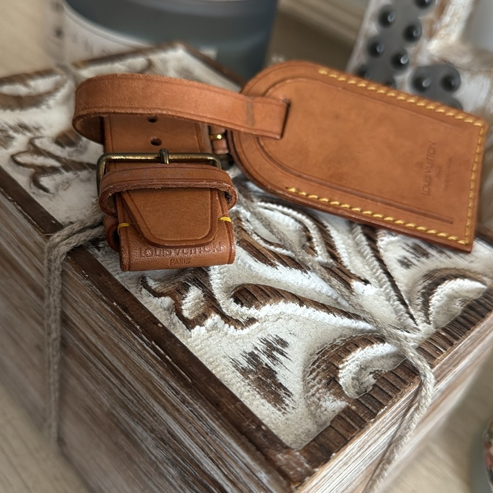 Louis Vuitton Brown Leather Bag Tag - Picture 2 of 5